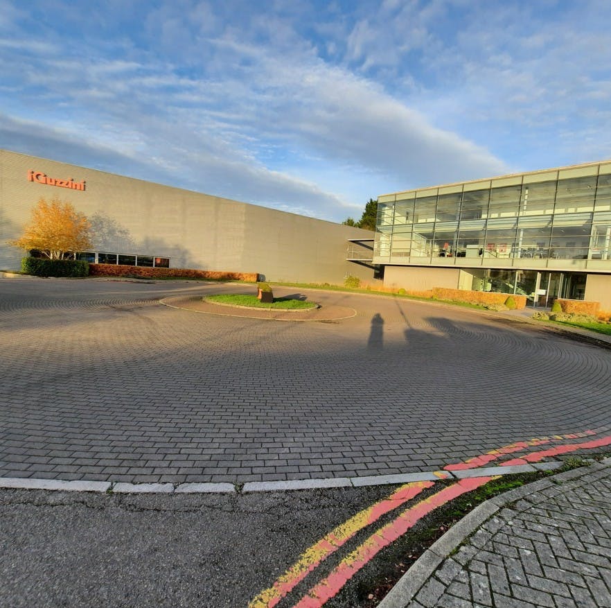 Now Available: 2 Astolat Way. Up to 49,517 sq ft. #Guildford #ForSale #Office #Industrial #LightIndustrial #OwenIsherwood owenisherwood.com/property/iguzz…