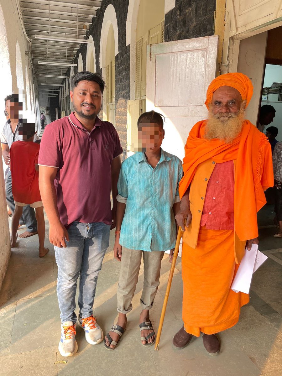 For the past 13 years, under <a href="/MyHomeIndia/">My Home India</a>, the #SapnoSeApnoTak project, conceived by me, has had the good fortune of reuniting lost &amp; trafficked children with their parents.

With the reunion of 2 children from #Indore lost in #Mumbai, this number has now reached 3525.🙏🏾<a href="/AmitShah/">Amit Shah</a>