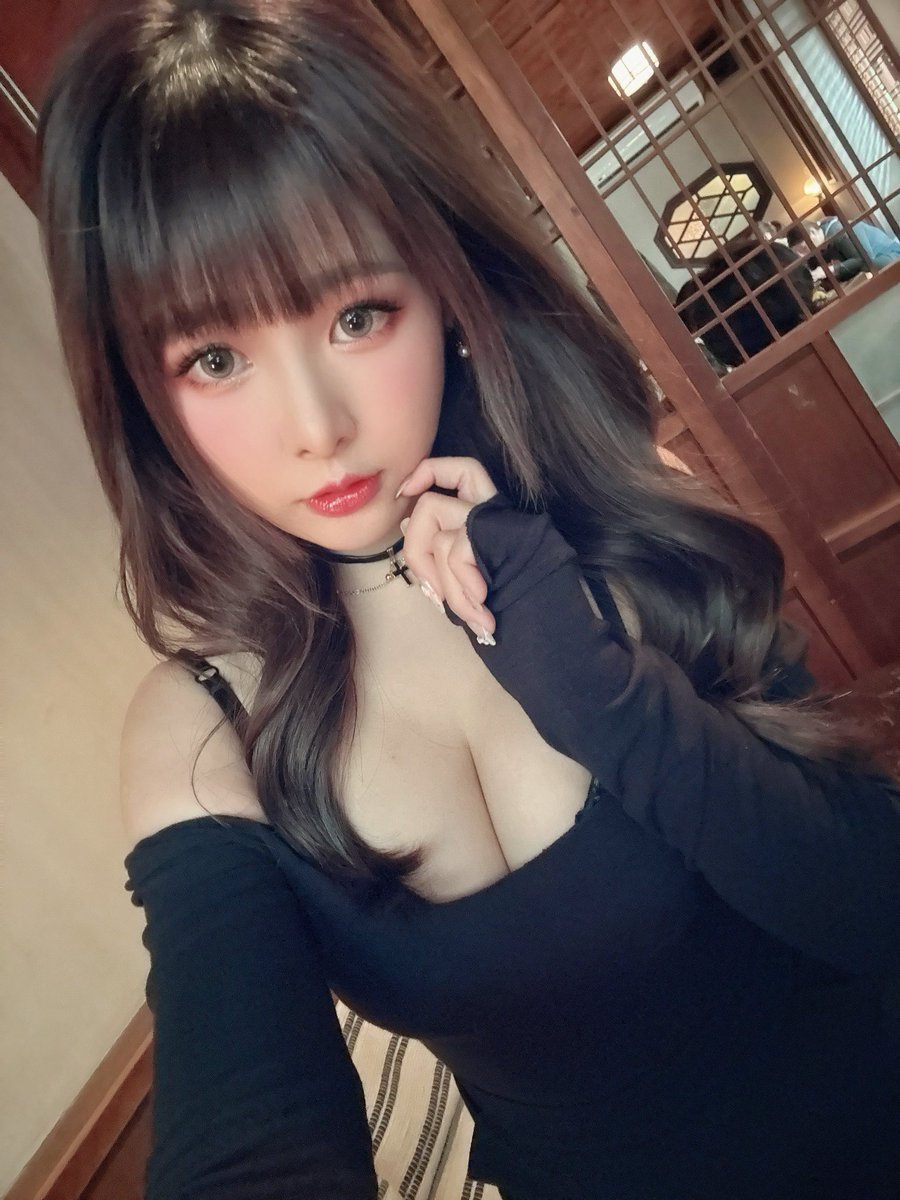 Helene海琳 TW Cosplay tweet media