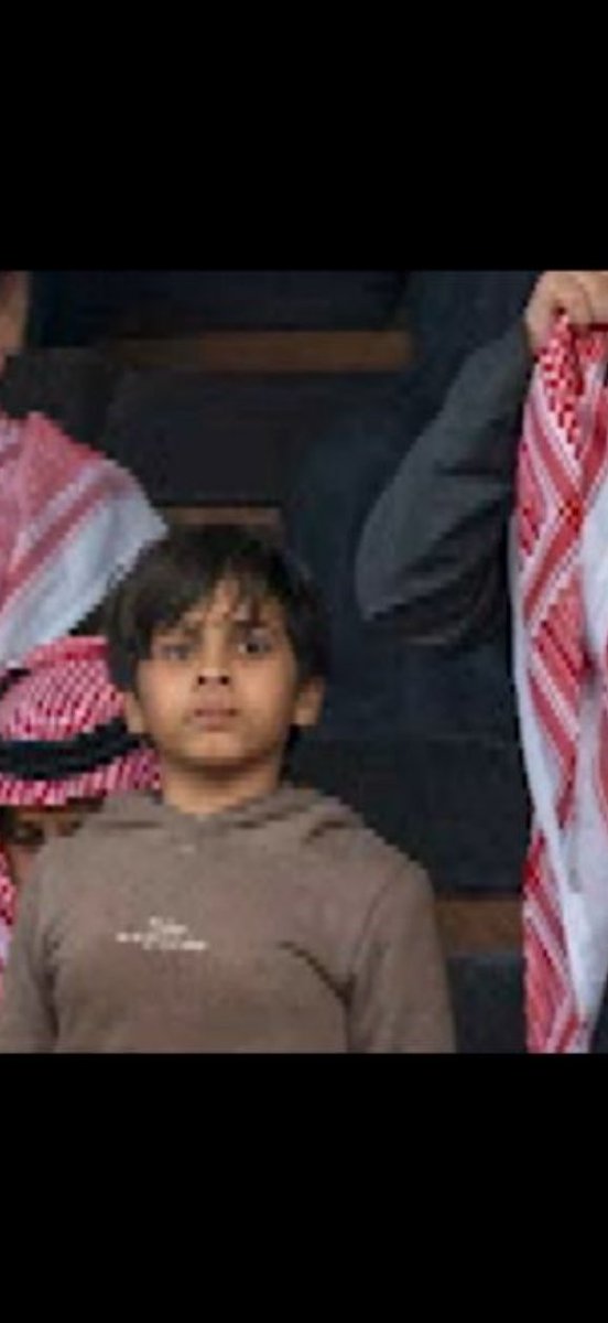 اللي يعرف هذا الولد يا ليت يتواصل معي على الخاص
