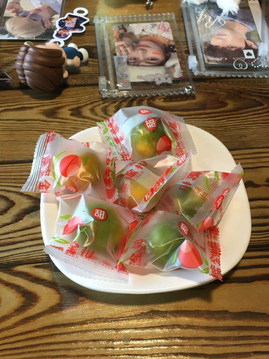 junee_S2's tweet image. 런쥔이 이모님은 진짜 항상 너무 친절하게 맞이해주셔서 자동으로 행복해져... 오늘도 꼭 안전하게 여행하라고 끝까지 배웅해주셨다..🥹💦💛