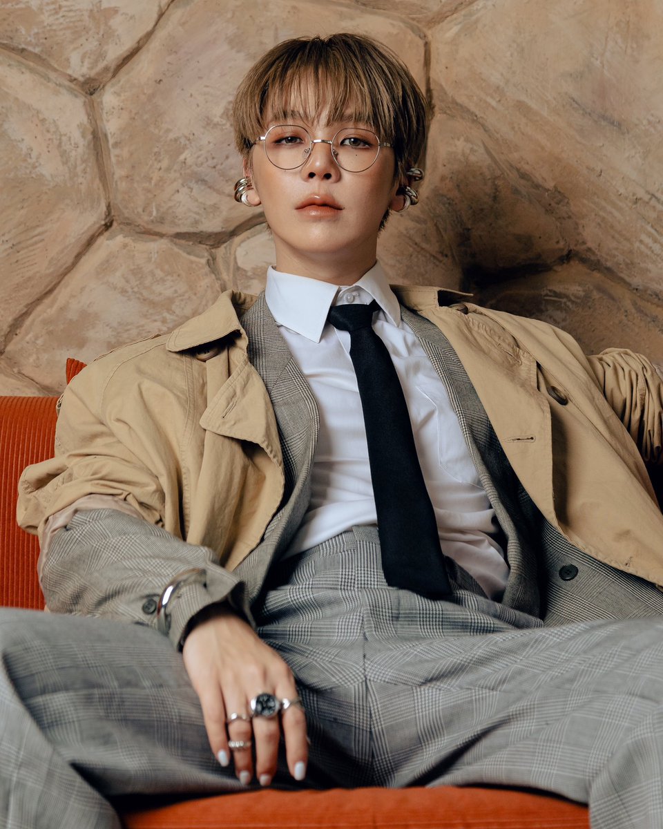 hubboyslove's tweet image. Após ser atacado sem motivos por fãs dos PerthSanta, Cooheart precisou explicar o óbvio em seu perfil: 

“Eu sempre os apoiei, pois eles são meus irmãos. Se vocês amam eles, deveriam apoiá-los da maneira certa e não agir assim.”