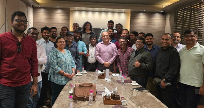 Dr_Shah_Dakshin's tweet photo. 💥ಭಾಗ್ಯನಗರದ ಕಲಿಕಾ ಸಮುದಾಯವು ಈ ಕೆಳಗಿನ ಚಟುವಟಿಕೆಗಳನ್ನು ಚರ್ಚಿಸಲು ಒಟ್ಟುಗೂಡಿತು -
ಹಳೆಯ ಮಂದಿರಗಳ ಪುನರುಜ್ಜೀವನ
ಸ್ಟಾರ್ಟ್ ಅಪ್ ಫಂಡಿಂಗ್ ಎಕೋಸಿಸ್ಟಮ್
ಸೇರಲು ಇಚ್ಛಿಸುವವರು ಈ ವಿಳಾಸಕ್ಕೆ ಇಮೇಲ್ ಮಾಡಬಹುದು -
drshahhyderabad@gmail.com
#LearningCommunity #SanatanaDharma