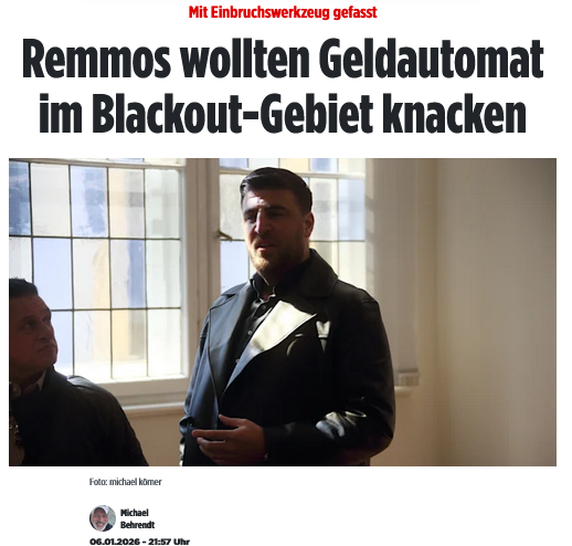 Der Skandal ist nicht, dass Mitglieder des Remmo-Clans dabei erwischt wurden, wie sie den linksextremistischen Anschlag für das Knacken eines Geldautomaten nutzen wollten. 

Der Skandal ist, dass Mitglieder dieses Verbrecher-Gesindels noch in unserem Land weilen.