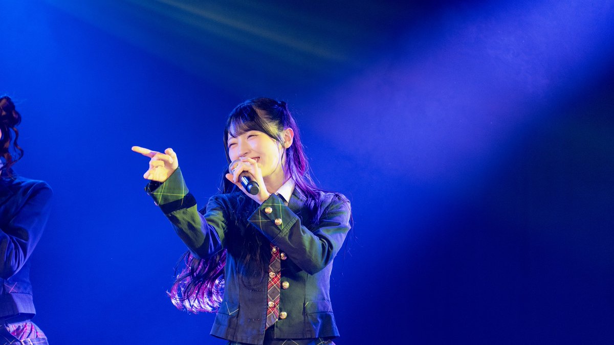 airi_sato0624's tweet photo. 最後の室長公演で所長に撮っていただいた写真たくさんあるので載せていきますね！📸

それにしても劇場公演楽しすぎて
ほぼこの顔( ◜︎︎𖥦◝ )笑 https://t.co/t5O9lxxKlB