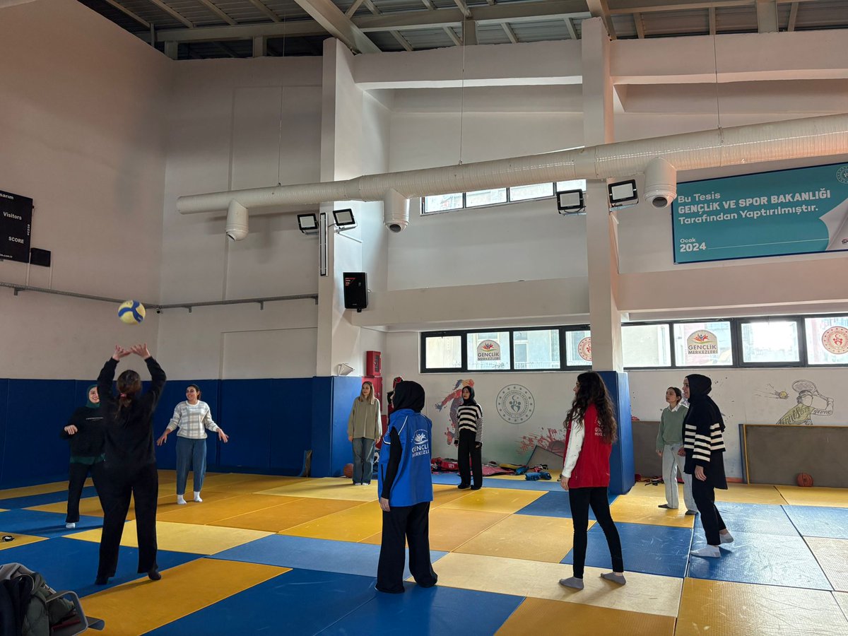 Şanlıurfa Gençlik Merkezi tweet media