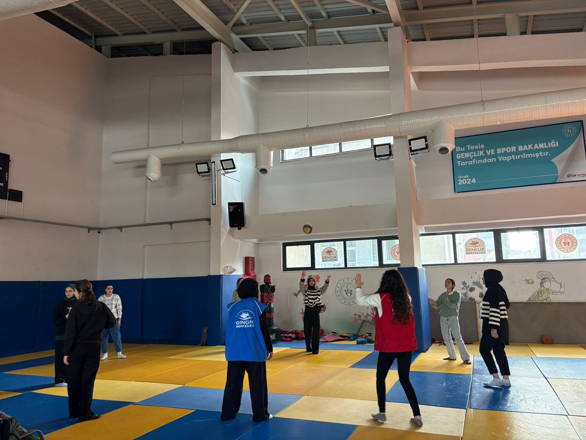 Şanlıurfa Gençlik Merkezi tweet media