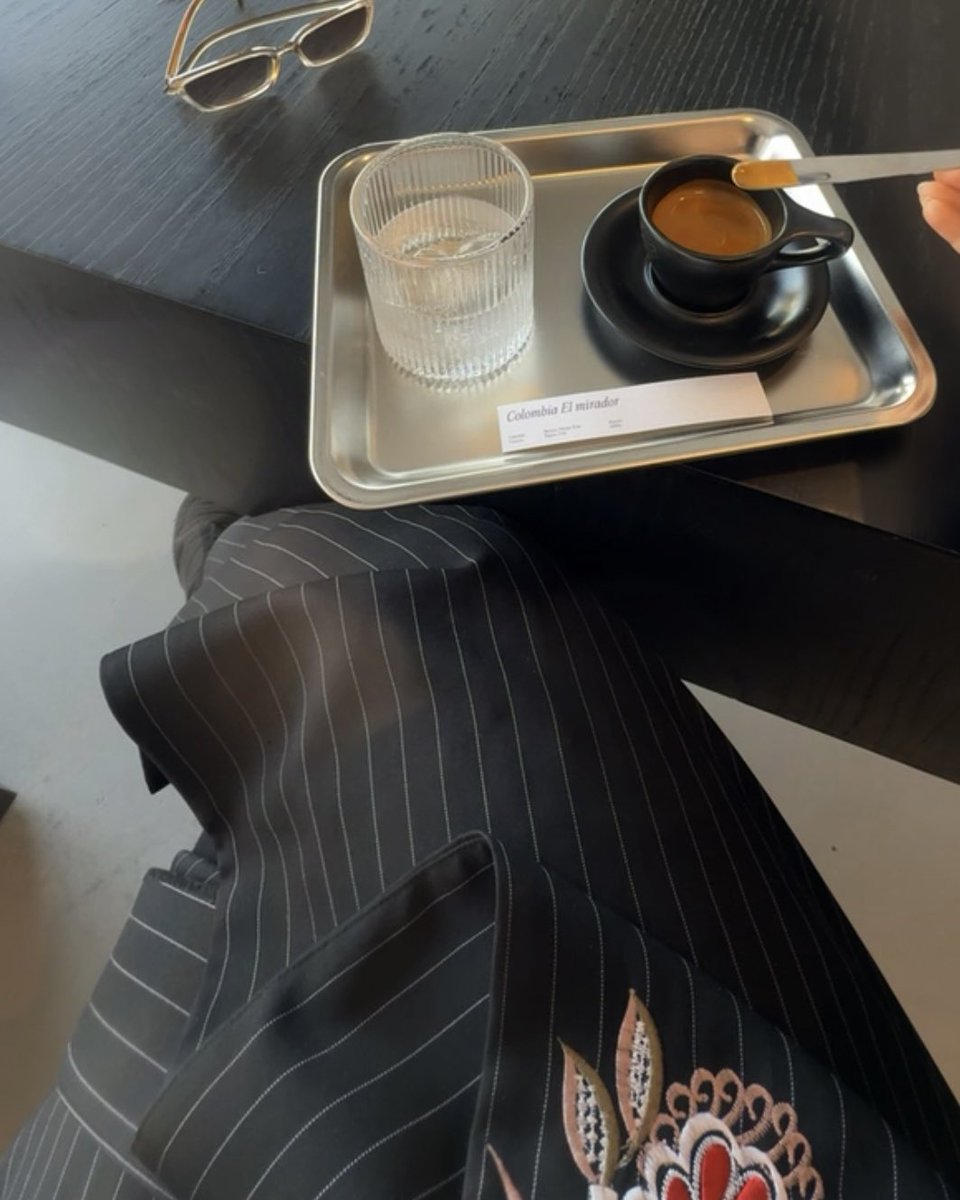 hellahns's tweet image. مافات خلّه ولا تهتم من باكر ! 🧡