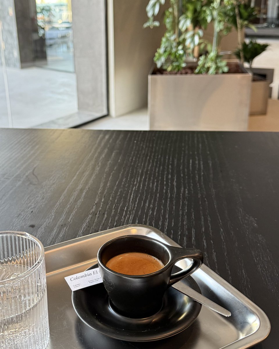 hellahns's tweet image. مافات خلّه ولا تهتم من باكر ! 🧡