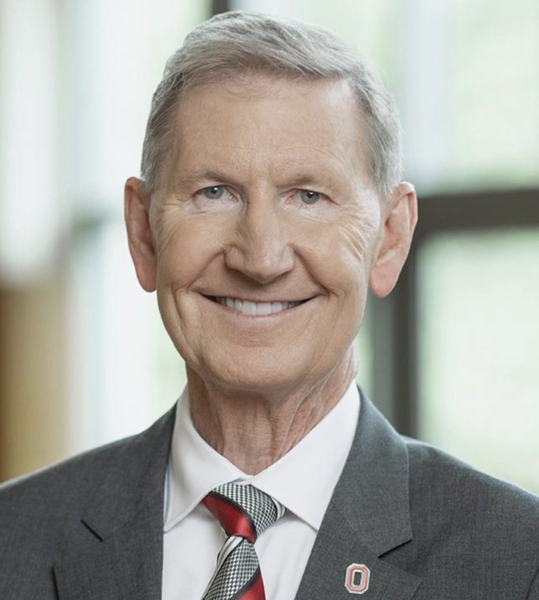 NizNellie3's tweet image. 🚨 Ohio State University’s federal funding in 2025 was $574 MILLION. There are 5,996 students with visas.

They represent 8.9% of the student body. The Somali Students’ Association has nearly 200 members on campus.

President Walter “Ted” Carter’s salary is $1.9 million.