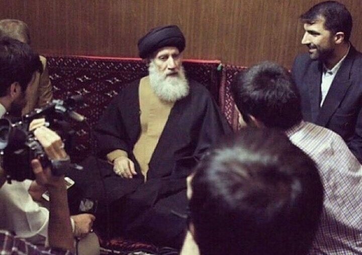 عالِم... tweet media