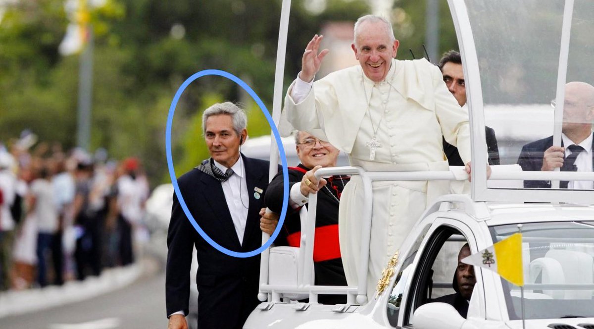 NEW:

🇺🇸🇻🇪 The US army has killed Coronel Humberto Alfonso Roca, who was once escorting and protecting the Pope Francis

A true Christian Catholic.