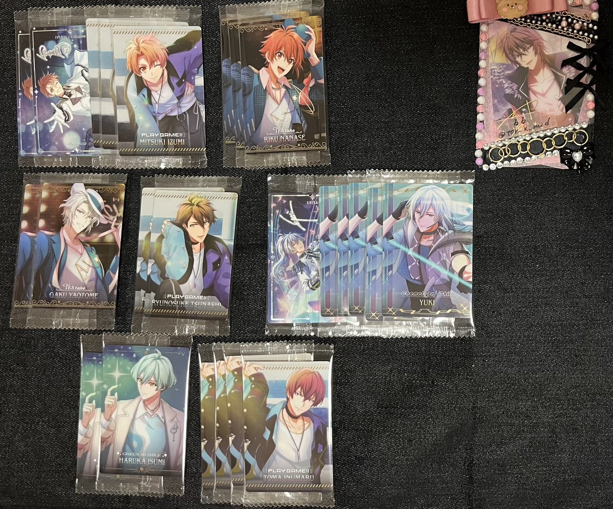 tor_x_mid's tweet image. 【交換】アイナナ アイドリッシュセブン ウエハース 

【譲】一織 三月 環 ナギ 陸 楽 天 龍之介 百 千 悠 トウマ 万理 IDOLiSH7 TRIGGER Re:vale

【求】虎於　今弾.PG &amp;gt; アイドルの日常 &amp;gt; 過去弾

郵送(19日以降発送となります)
お気軽にお声掛けください…！