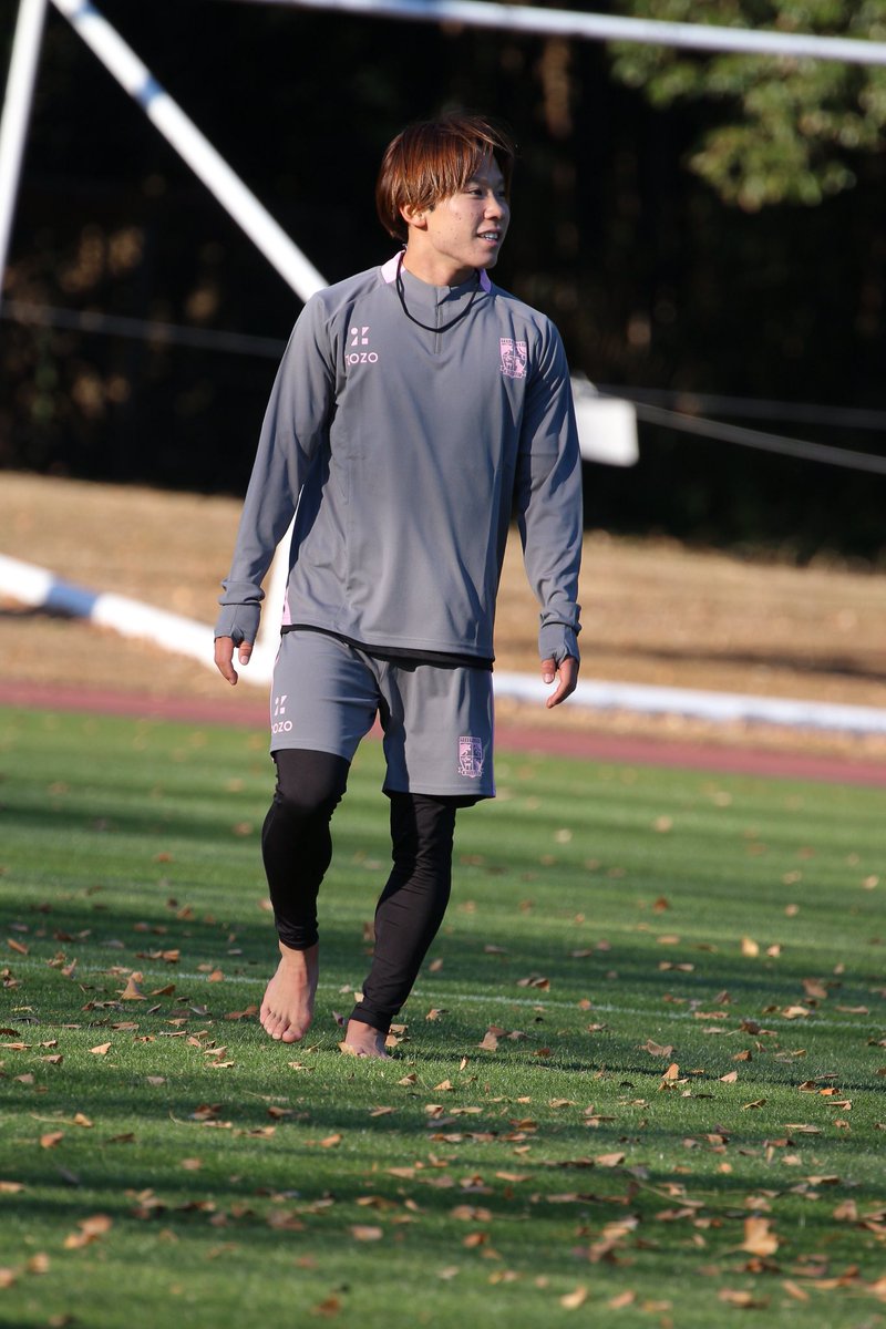 君は誰??お名前は??状態な始動日 公式がリリースした写真から髪型や