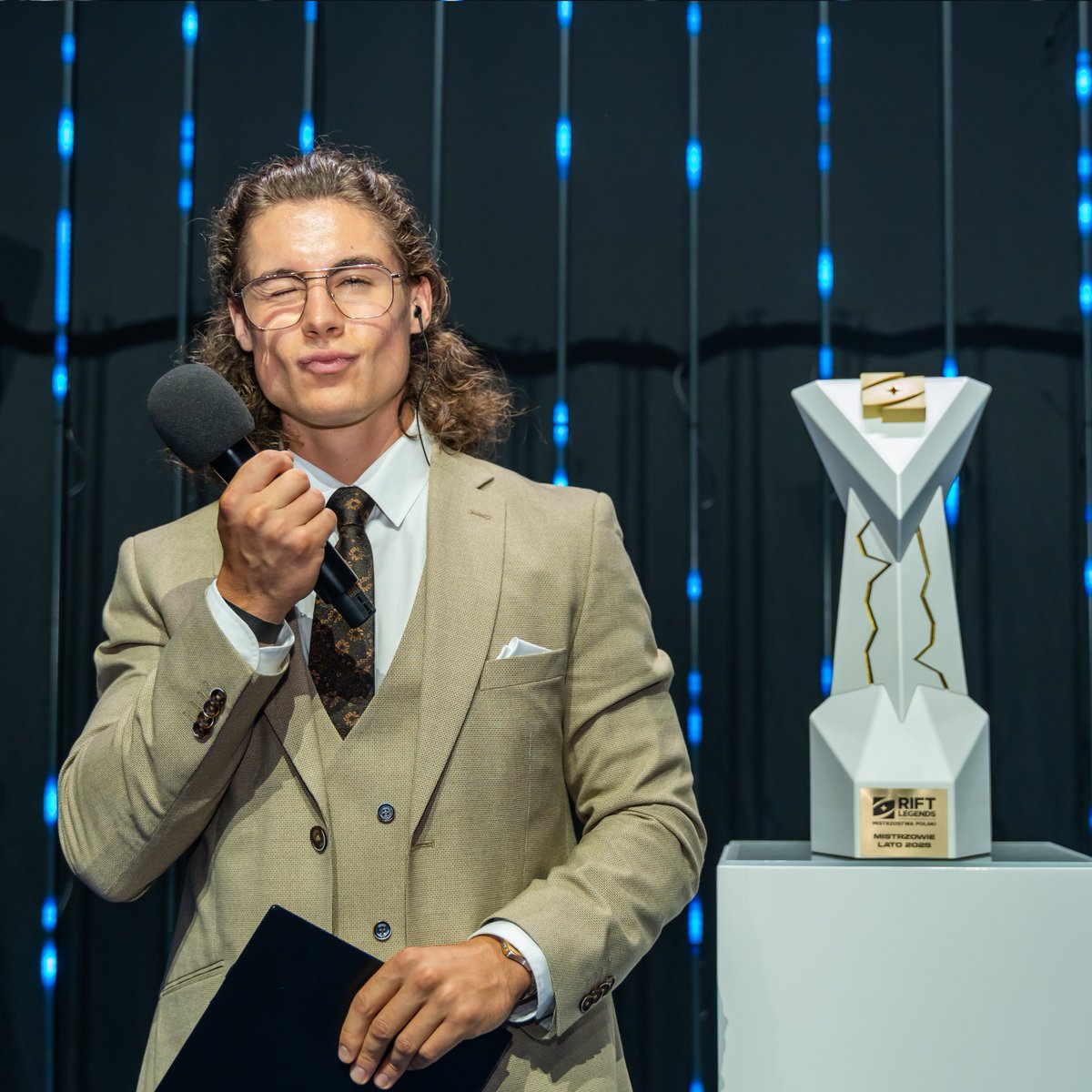 Meet at Rift tweet media