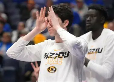 Random MIZZOU Players tweet media