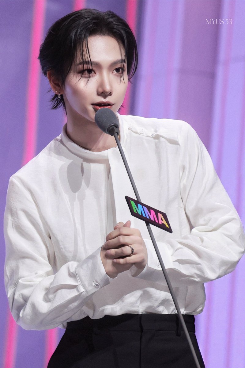 MYUS53☂️ tweet media