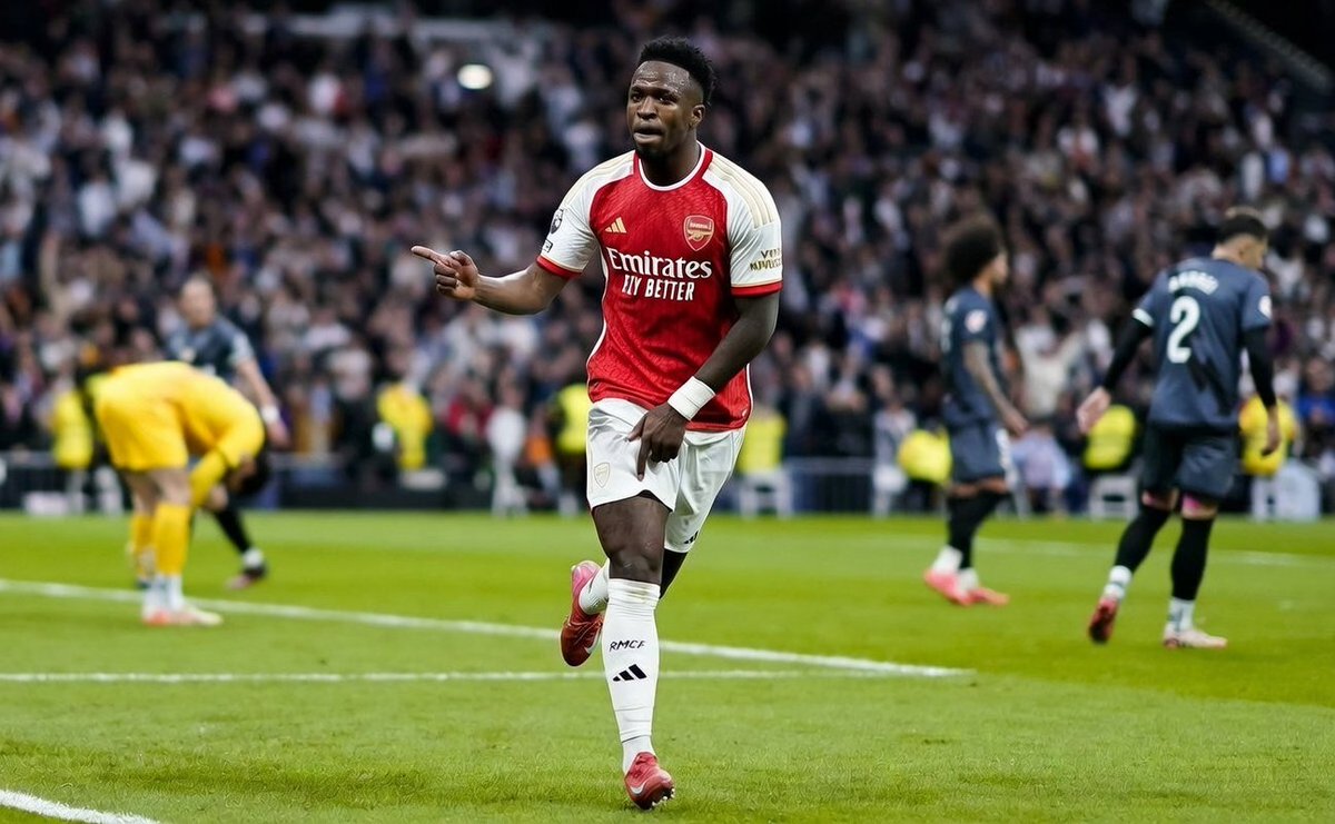 Ar_senalXtra_'s tweet image. 🚨Arsenal are now at a level where they don’t need to rush for any player. Semenyo has had a great season, but it’s his first with real output. If he truly wants to join his boyhood club, he can wait till summer.

🔸If not, Arsenal will explore other top options like Yildiz,…