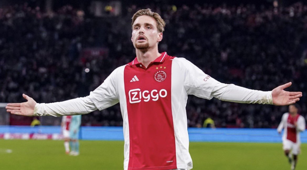 🚨| #Lazio, in chiusura in questi minuti l'arrivo di Kenneth #Taylor dall'Ajax. Operazione da 15 milioni di euro.

— <a href="/DiMarzio/">Gianluca Di Marzio</a>