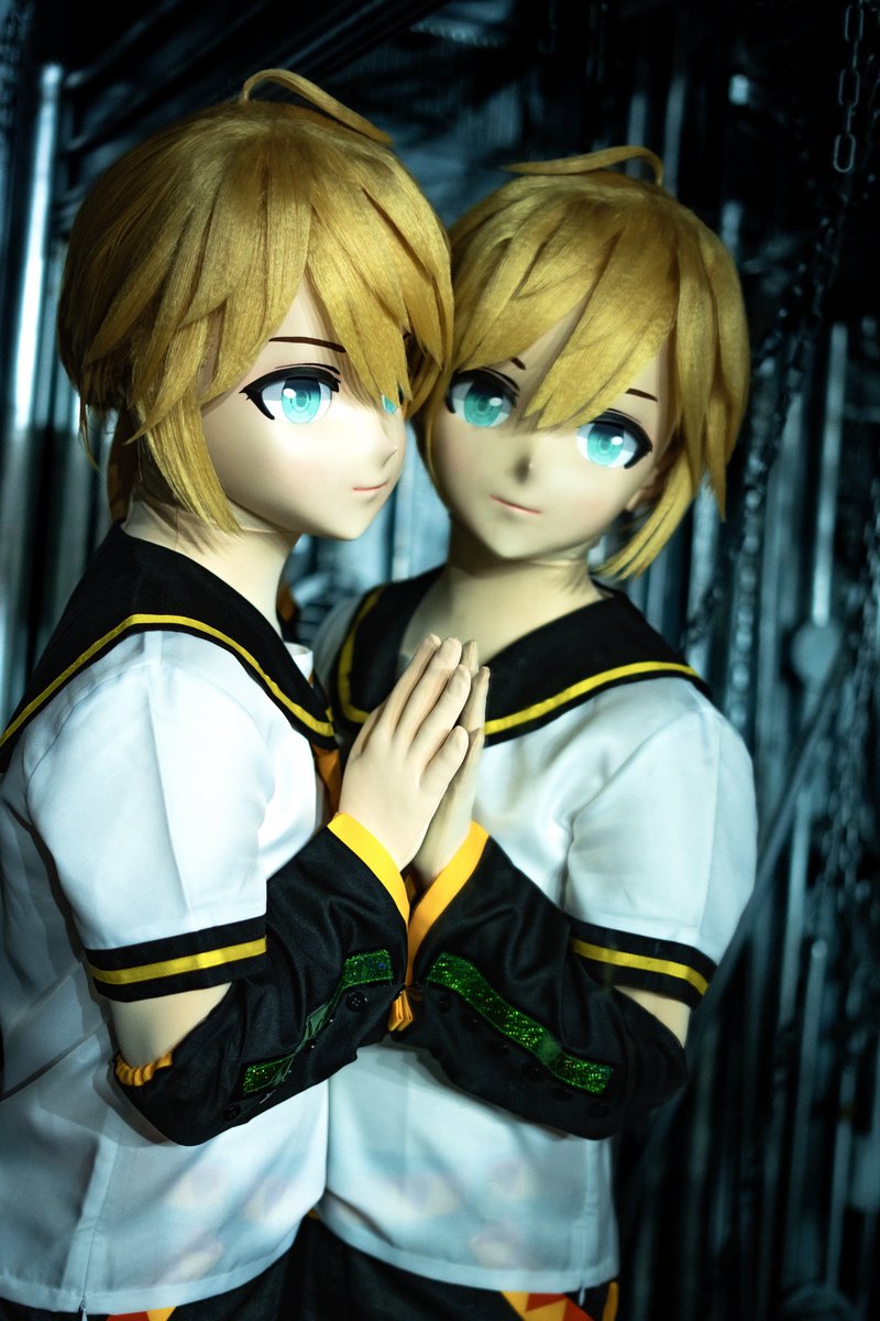 なんだか神秘的なレン君♫

📸：<a href="/KigSetsume/">(着)せつめ</a>