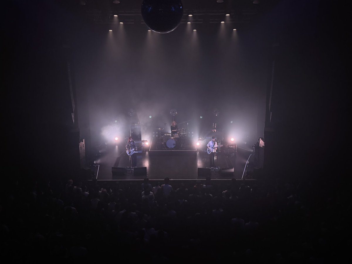 hitsujibungaku's tweet image. [Thank you]

#羊文学 FC LIVE『#猫が好き』
📍東京･Zepp Shinjuku

2026年初ライブ🐑
ご来場ありがとうございました！

Next ▷ 1/11 京都•磔磔