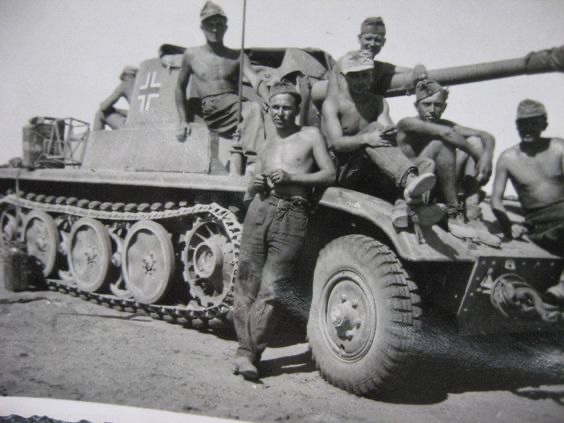 AdeptusArkain's tweet image. The German 7.5cm Selbstfahrlafette L/40.8 Modell 1/2.

Using a 7.5cm Rheinmetall-Borsig anti-tank gun it was to be mounted on the Bussing-NAG BN10H halftrack. While each prototype varied they had a crew of 4, were roughly 6.08t and could go 60kmh.