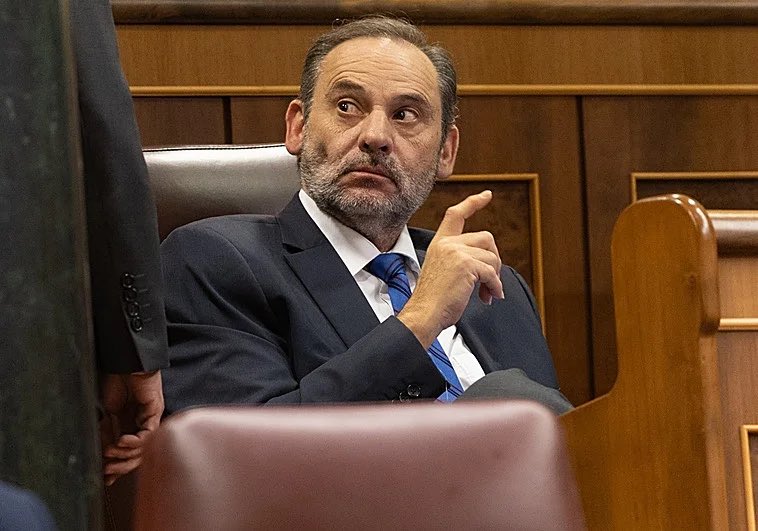 herqles_es's tweet image. 🇪🇸 | #ÚltimaHora Los abogados de José Luis Ábalos abandonan su defensa por impago de sus honorarios.