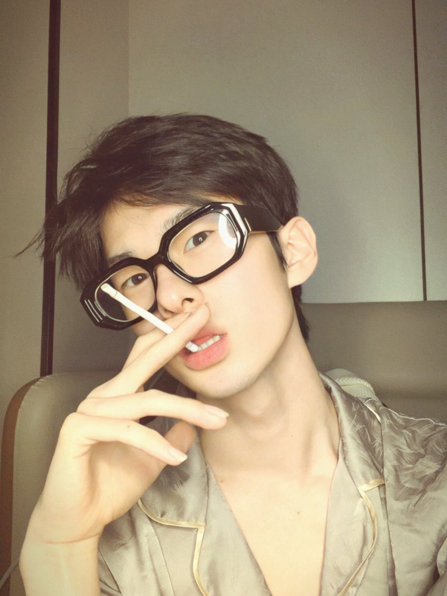 7Sense04's tweet image. 🚬