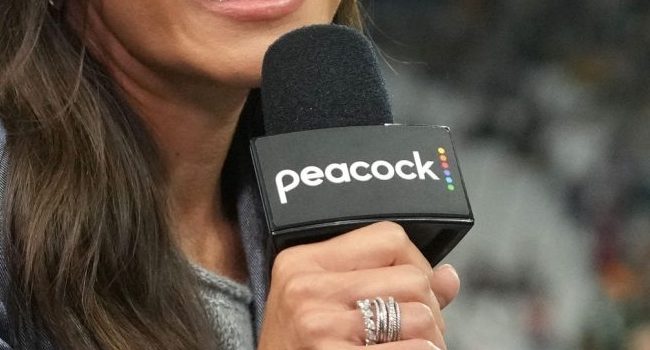 awfulannouncing's tweet image. Peacock adding enhancements that may allow fans to mute announcers, control crowd noise dlvr.it/TQCMg4