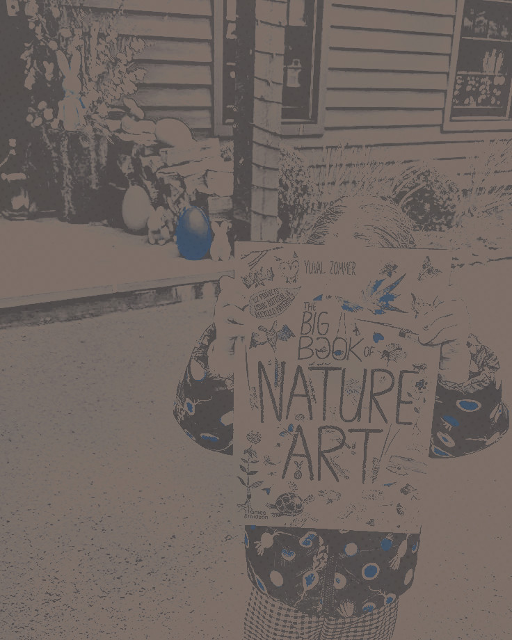 noizerl's tweet image. khai's nature diaries.

bilmem kaçıncı doğa günlüklerinden merhaba. bugün birlikte etkinlik defterinde kullanabilmesi için bir sürü yaprak, çalılıklar, kozalaklar topladık. yolda tanıyıp tanımadığı herkese bu defteri gösteriyor, her an onlardan biri olabilirsiniz.