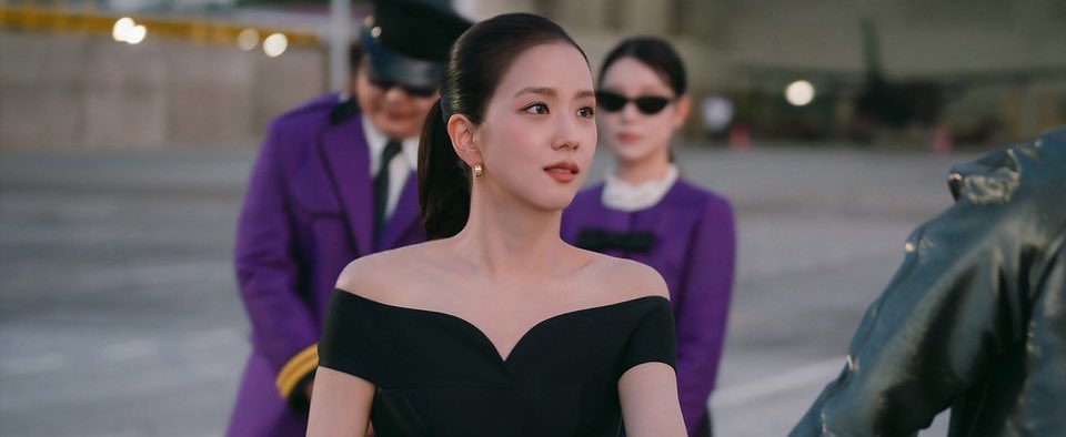 NEWSJISOO's tweet image. First look at #JISOO as Seo Mirae in Boyfriend on Demand.