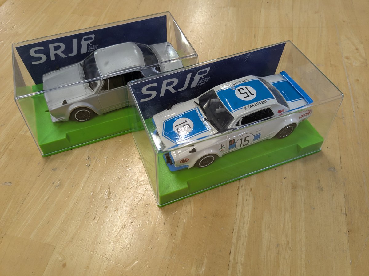 slotcarpark's tweet photo. 【今日の新入荷】 その2
オリジナル #スロットカー RTR（完成車）レースモデルも販売スタート。
https://t.co/5oFf5mNOZY
こちらはお馴染みのカラーで仕上げたレースモデル。

こちらも多くの方にご協力、アドバイスいただいて製品化までこれました。
ご注文お待ちしております！！ https://t.co/jZocoI50UZ