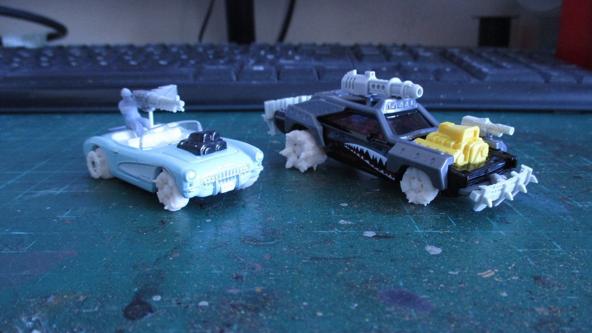 RoadWarriorJohn's tweet image. #workinporgress #diecastmafia #corvette #winterinthewasteland5alieninvasion #hotwheels #1956corvette #majorette #dodgecharger #gaslands

- Diecast Mafia Corvette challenge - Hot Wheels 1956 Corvette
- Winter in the wasteland 5 alien invasion - Majorette Tune up Dodge Charger