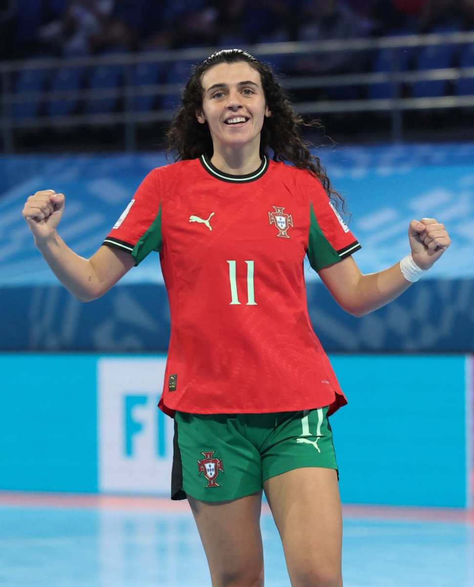 🏆Carolina Pedreira, jugadora de <a href="/PoioPescamarfs/">Poio Pescamar FS</a> elegida “Mejor Jugadora Joven del Mundo de Fútbol Sala Femenino” en los FutsalPlanet Awards 2025.

📸 Via <a href="/selecaoportugal/">Portugal</a>