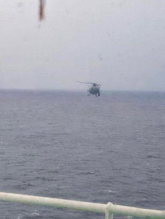 Osinttechnical's tweet image. U.S. forces seized the Russian-flagged oil tanker Bella 1/Marinera in the North Atlantic today, after chasing it from the Caribbean. 

Seen here, a MH-6M Little Bird prepares to insert a boarding team on the ship.