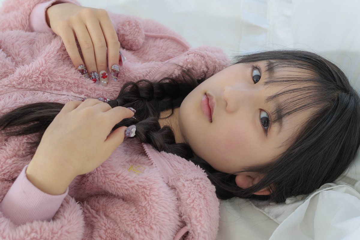 ねむちゃん アンティークでゴシックなねむちゃんかわいい #nitiasa #仮面ライダー