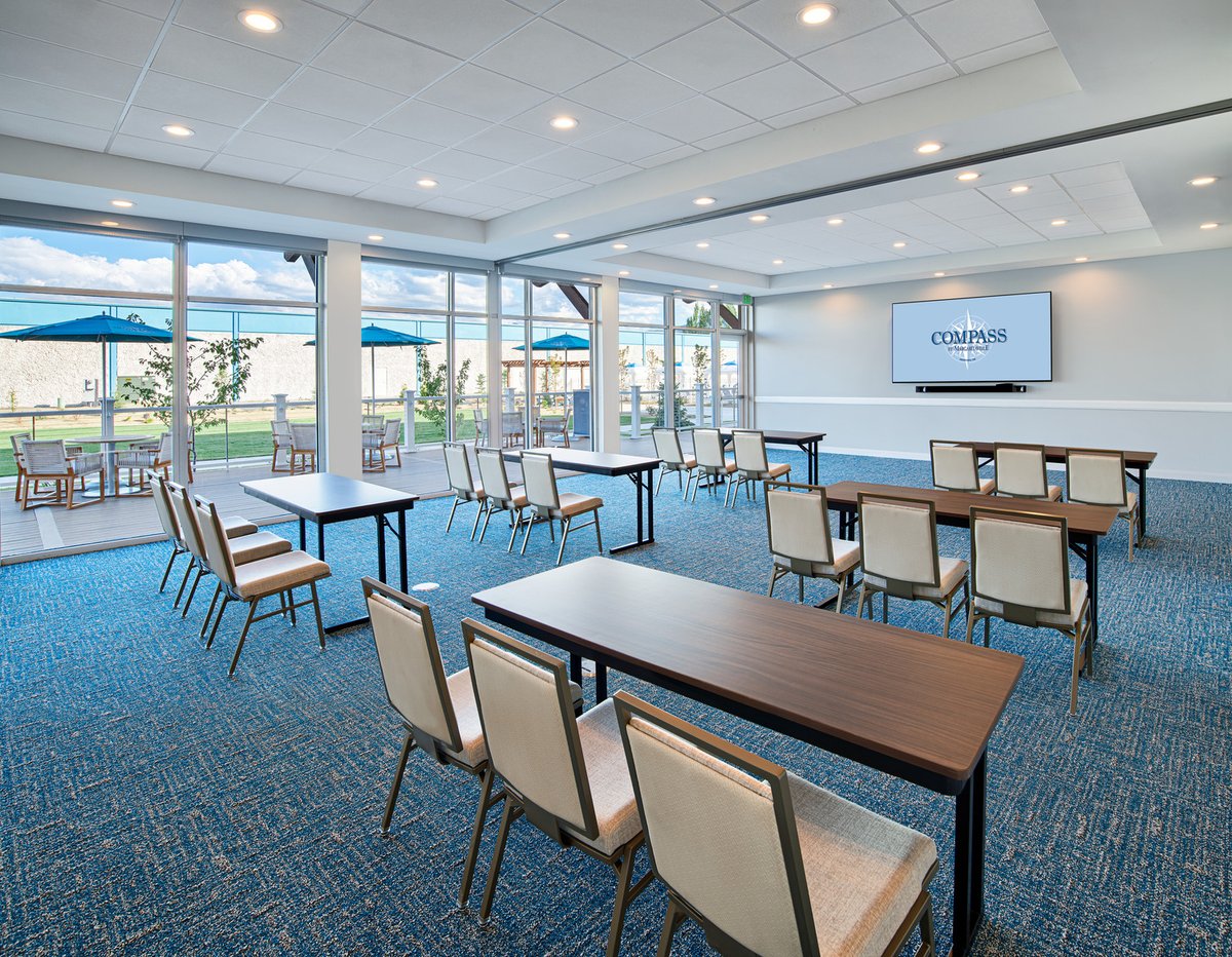 HotelCompass's tweet image. Compass Hotel Medford offers flexible meeting spaces for board meetings and team gatherings. 

With customizable rooms, in-house catering, and a dedicated events team, hosting your next meeting is simpler than ever. 

Request info at mville.io/45As1Wo.