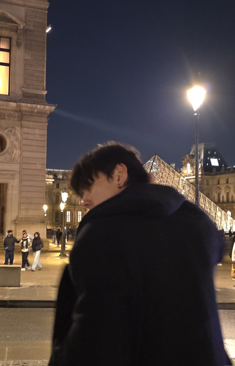 oueiija's tweet image. Boi at night ❤️