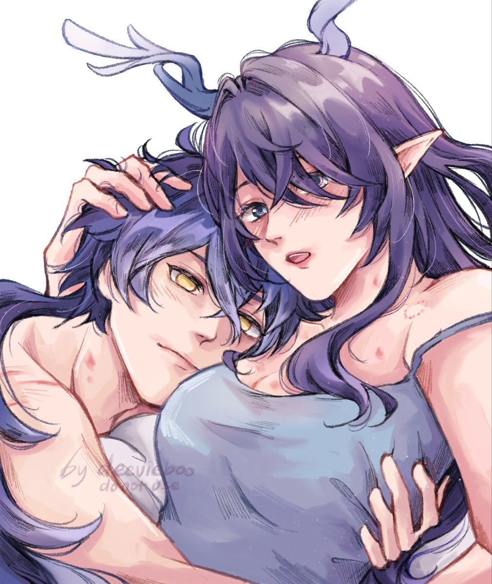 Deevieboo's tweet image. No words needed. They really mark their territory...🙃

#flauma