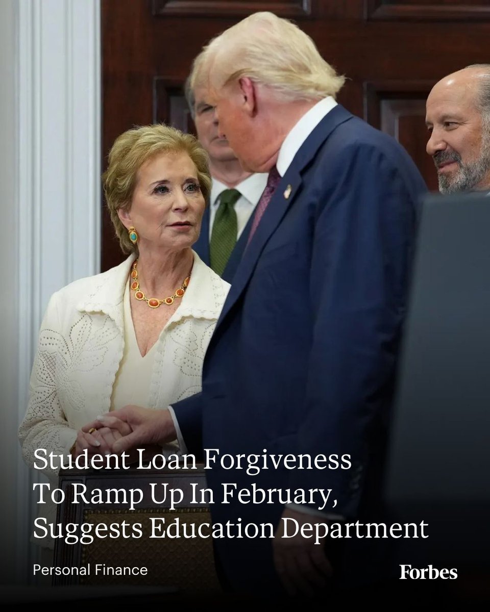 Forbes's tweet image. The Education Department may start accelerating student loan forgiveness processing in February. The update may be good news for borrowers, but uncertainty remains.

Here’s what student loan borrowers should know: forbes.com/sites/adammins…
📸: Eric Lee via Bloomberg