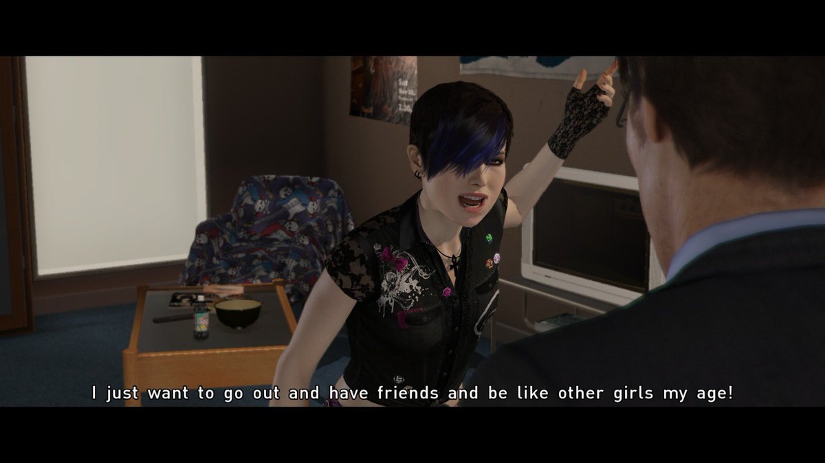 iet00's tweet image. Her goth teen era 🖤🔥