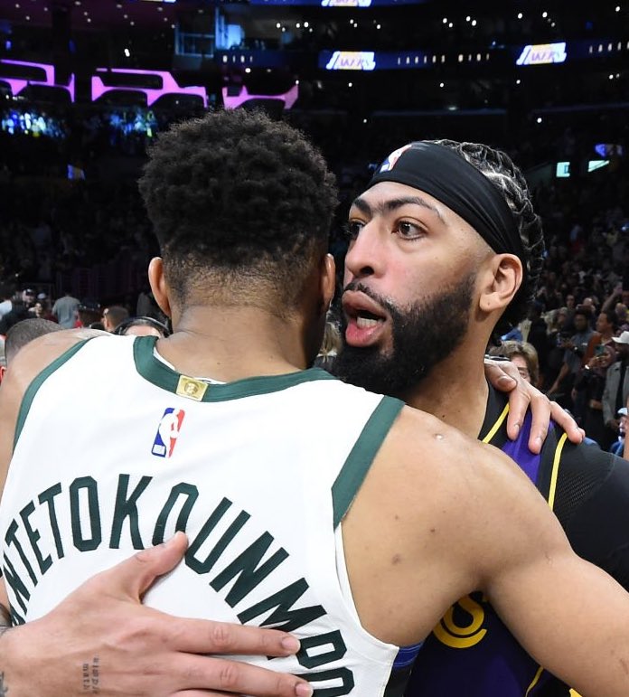 TheDunkCentral's tweet image. The Milwaukee Bucks have shown interest in Anthony Davis, per @TheAthletic 

“League sources say the Milwaukee Bucks (16-20; 11th in the East) are also among the teams that have registered interest in trading for Davis, though a deal appears unlikely. The Bucks have been…
