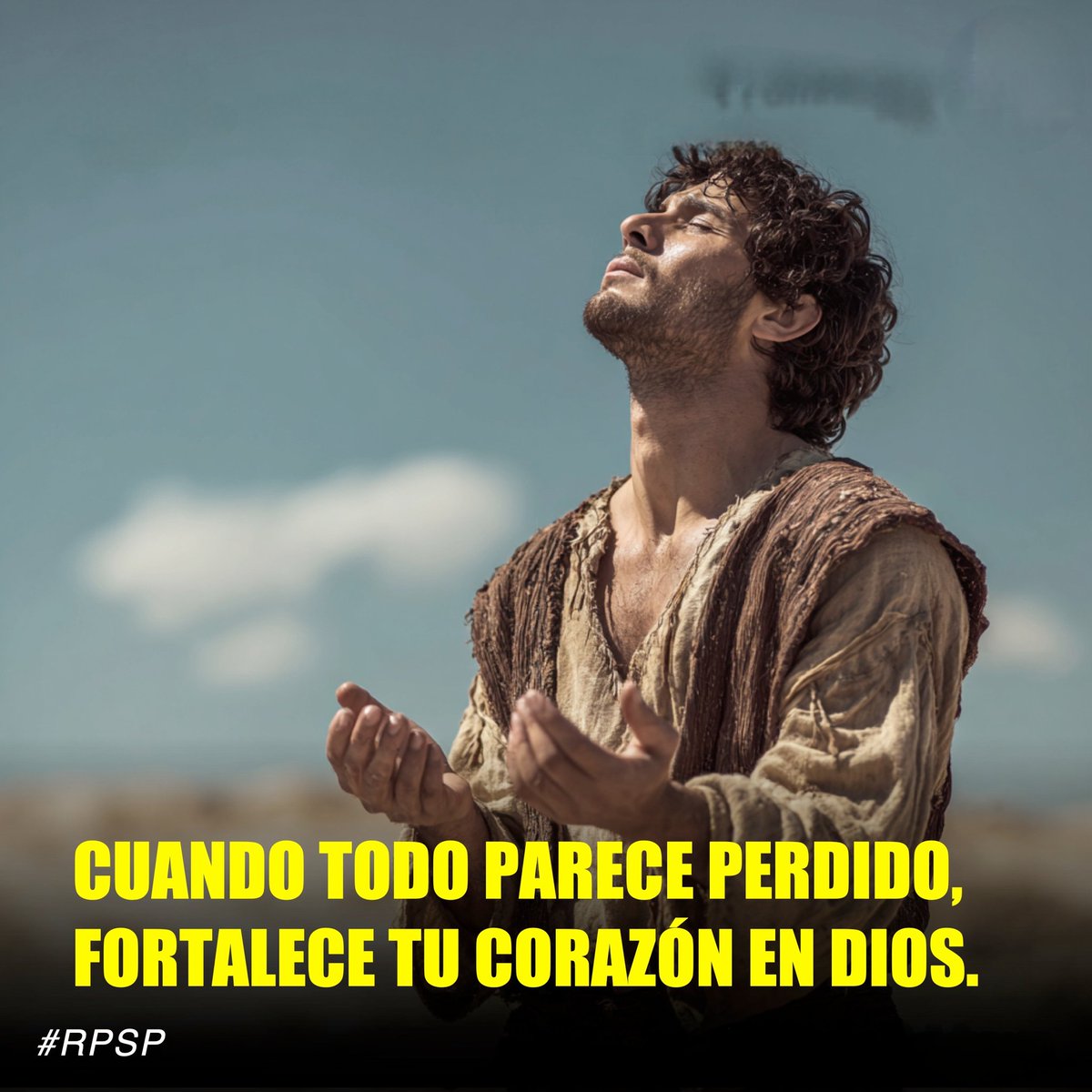 josefelixcar77's tweet photo. David se angustió porque todo el pueblo quería apedrearlo pues les dolía haber perdido a sus hijas y a sus hijos pero halló fuerzas en el Señor su Dios
#1Sam.30:6
✨️Cuando el dolor apriete Y falten las fuerzas 
✨️Recuerda lo que Dios ha hecho 
Por ti y Cobra animo en El
#Rpsp https://t.co/WC2oH7LKbr