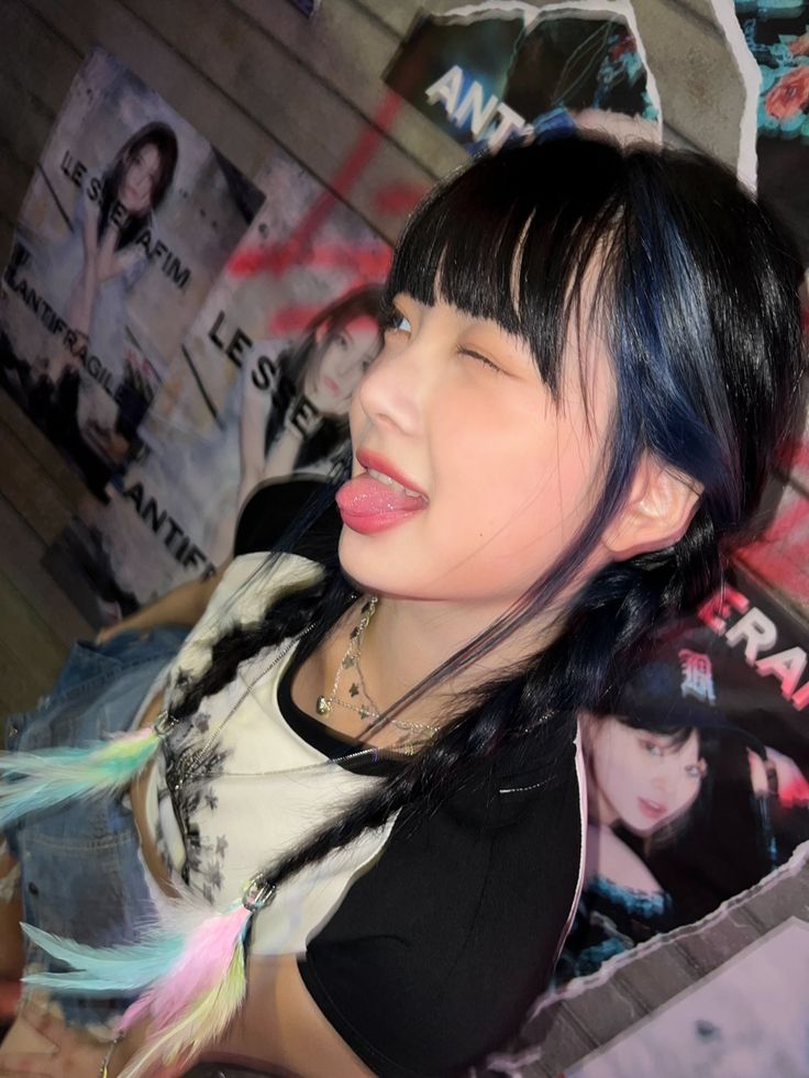 woonhakim9's tweet image. woonhak &amp;amp; eunchae as twins 

——
few tweets au
by © woonhakim9