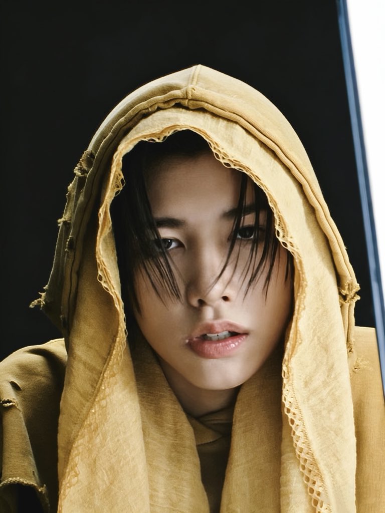 LuLuLibebe's tweet image. 🫱🏻💛🐣

#Louis #LNGSHOT