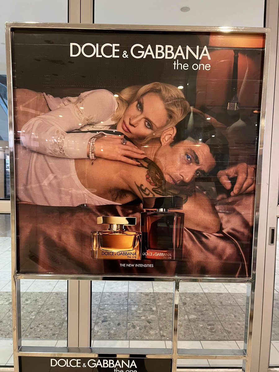 DjTonyBeat's tweet photo. Madonna is up at Macy’s https://t.co/5aITQLV9zF