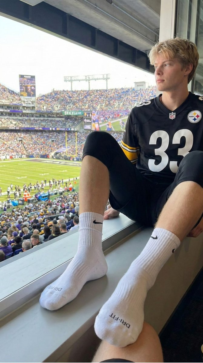 johnisgreatest's tweet image. Guess where i’m at