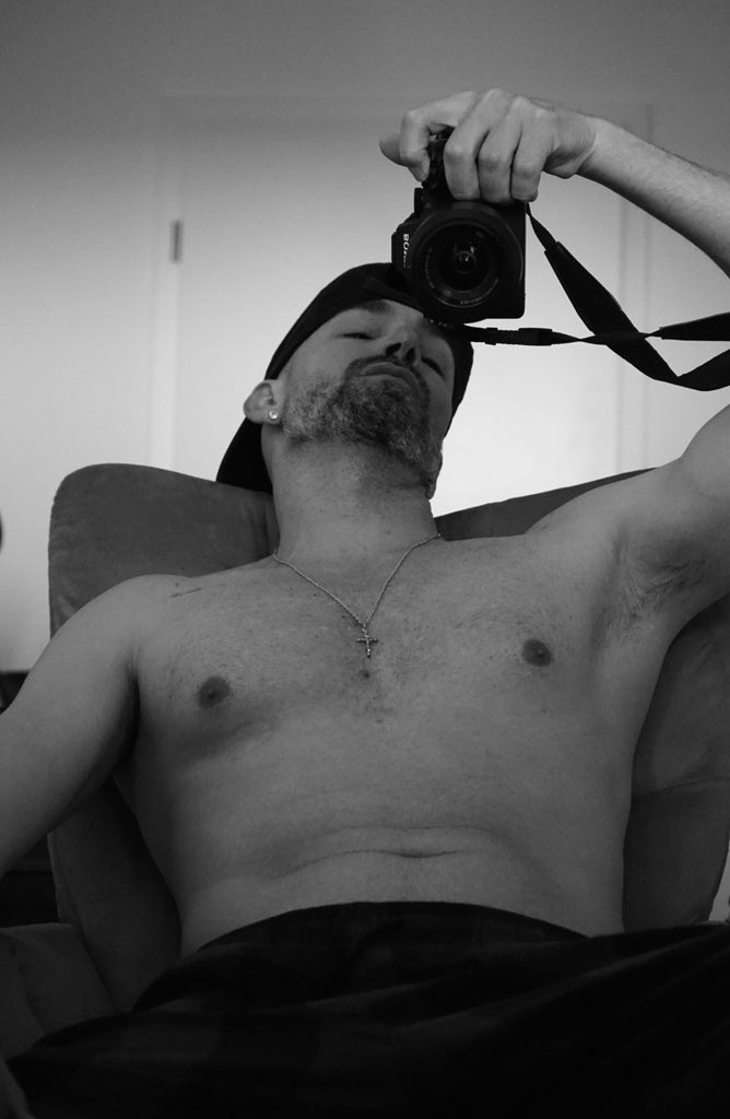 chrisValery90's tweet photo. Do you want some photos?DM📸😉 https://t.co/rEcw5lUOr9