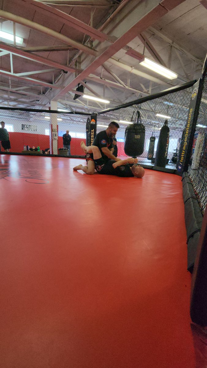 Soldier On members came out swinging during a high-impact Mixed Martial Arts (MMA) Introduction Camp in Québec City. 🥋💥 

Hosted in collaboration with NOVA GYM, this five-day experience gave participants the chance to explore Jiu Jitsu, Muay Thai, and Boxing as powerful tools