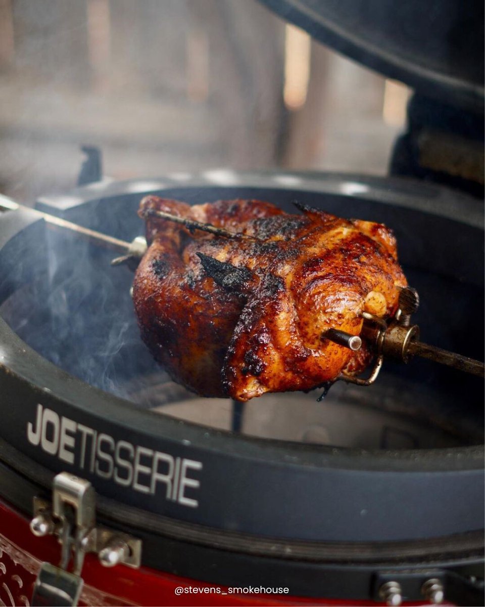 TrueMeatStick's tweet photo. Proof chicken is never boringπ @stevens_smokehouse @campoverdebbq @aus_smoke_house @spiffergirl @bkccooks @outside.grilling
#TheMeatStick #SmokedChicken #WholeChicken #PitMasters #WirelessMeatThermometer https://t.co/mX6lsbbsa9